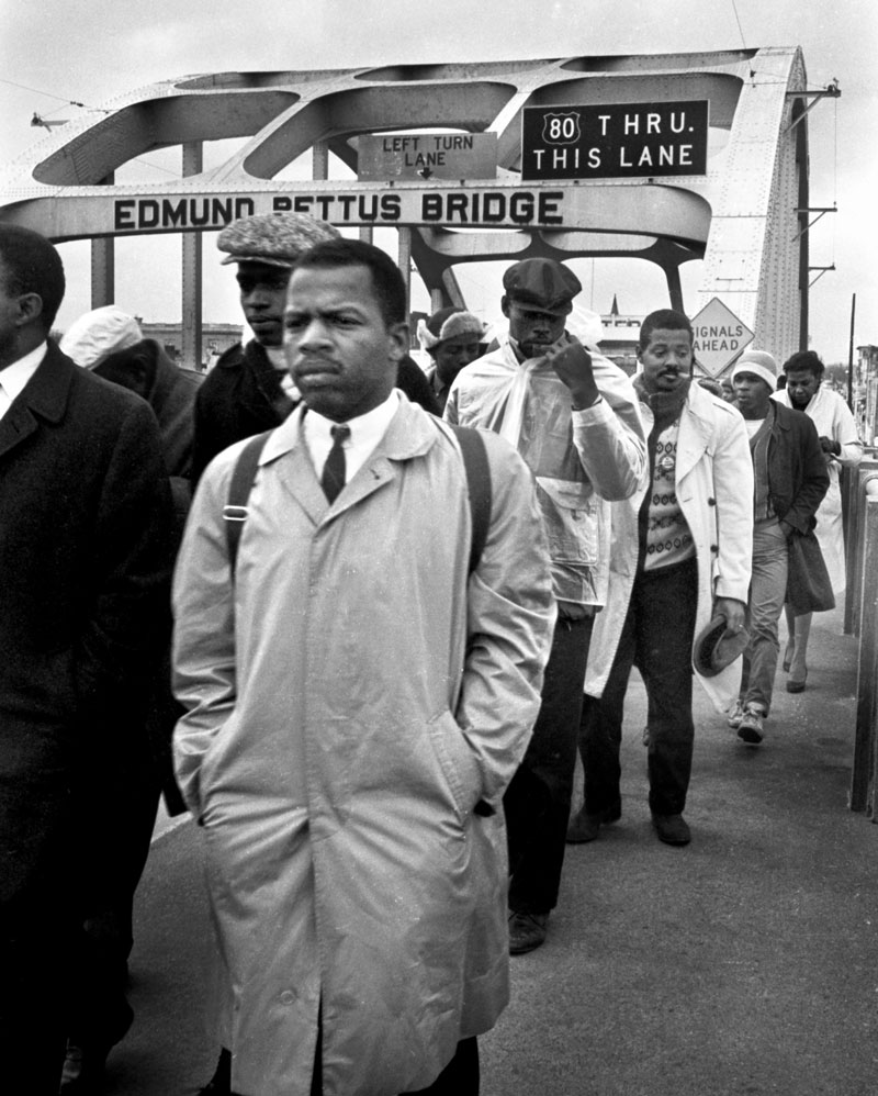 john-lewis-marching-over-edmund-pettus-bridge