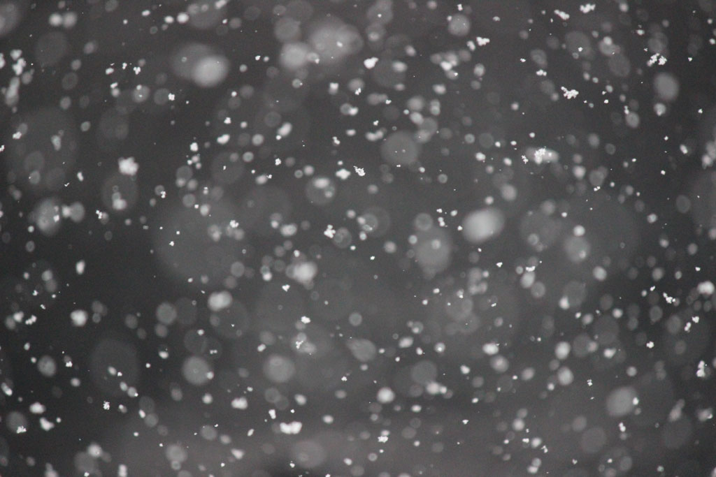Blurry out-of-focus snow